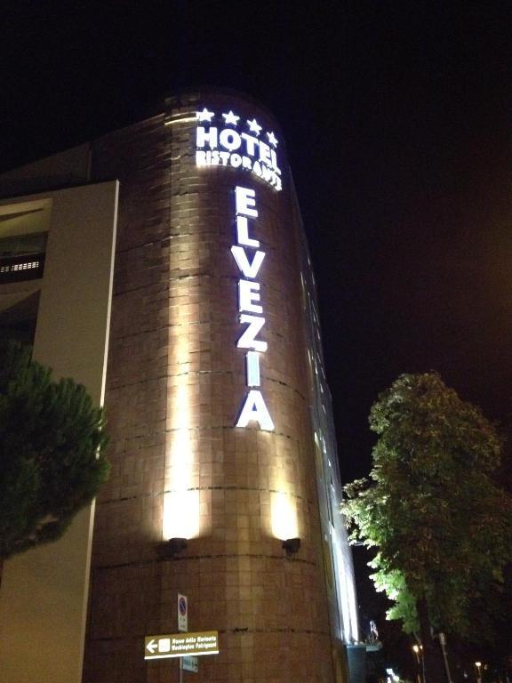 Hotel Elvezia Песаро Екстериор снимка